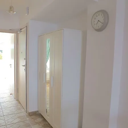 Mediterranean Sandy * Tolón